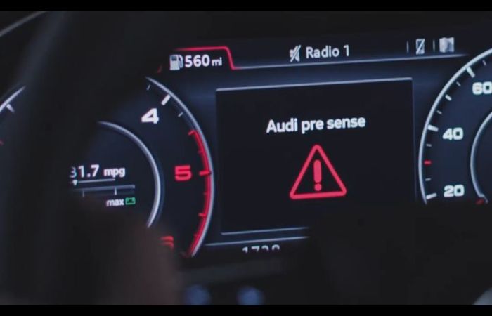 Audi Pre Sense Warning Light